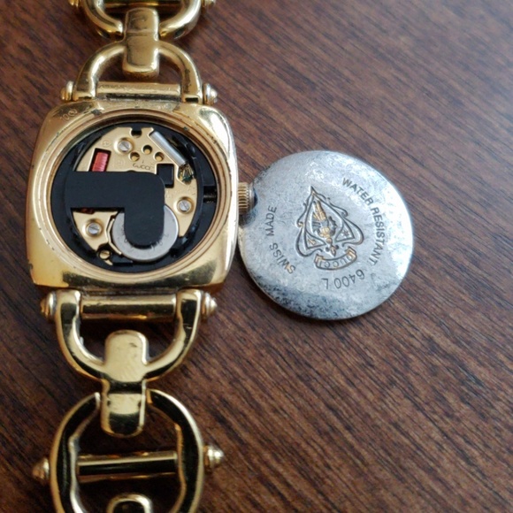 Gucci Gold Plated Authenticated Wrist Watch - Picture 3 of 8